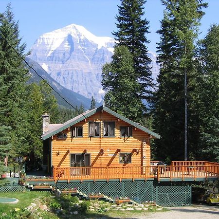 Mountain River Lodge Mount Robson Exterior photo